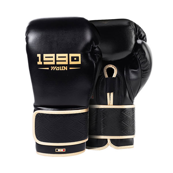 1990 Horse Hairs Boxing Glove